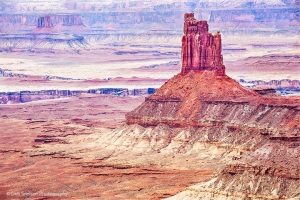 Candlestick_Tower_at_Green_River_Overlook_Canyonlands_National_Park_Utah