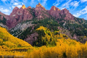 Maroon-Creek-Valley-Sunrise-on-the-Peaks-Aspen-Colorado