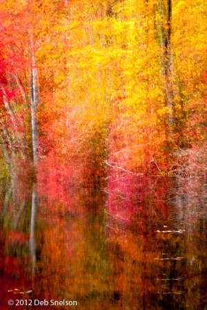 Hidden-Lake-Delaware-Water-Gap-Pennsylvania-Dawn-Fall-foliage-reflection-October-2012-Autumn