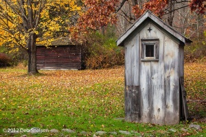 Millbrook-Village-Outhouse-Delaware-Water-Gap-New-Jersey-Fall-foliage-October-2012-Autumn-NJ