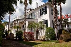 Charleston-SC-South-Carolina-Rainbow-Row-Historic-Houses-8