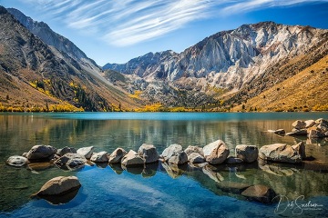 Convict_Lake_in_Autumn_Eastern_Sierra_California