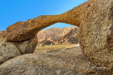 Lathe_Arch_Alabama_Hills_Eastern_Sierra_California