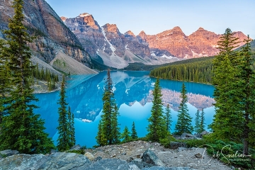 Moraine Lake Sunrise Banff NP Canada