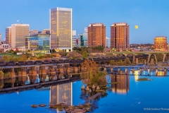 Supermoon_over_Richmon_Virginia