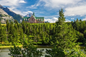 Waterton_Lakes_Canada_Prince_of_Wales_Hotel