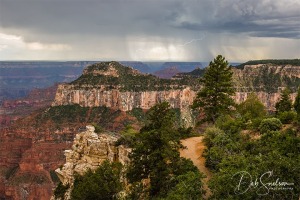 Lightning_Over_the_Grand_Canyon_from_North_Rim