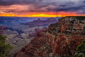 Monsoon_over_the_Grand_Canyon_from_Cape_Royal_720
