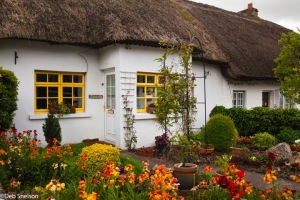 Adare-village-thatch-cottage-County-Limerick-Ireland