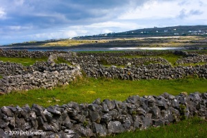 Aran-Islands-Inishmore-Inismor-County-Clare-Ireland-stone-walls-2
