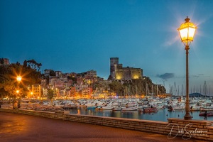 Lerici-and-Castle-at-Dusk