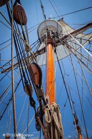 Elizabeth-II-Ship-mast-Roanoke-Island-Festival-Park-Manteo-Outer-Banks-North-Carolina