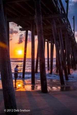 Fishing-under-Rodanthe-Pier-Outer-Banks-OBX-North-Carolina-NC
