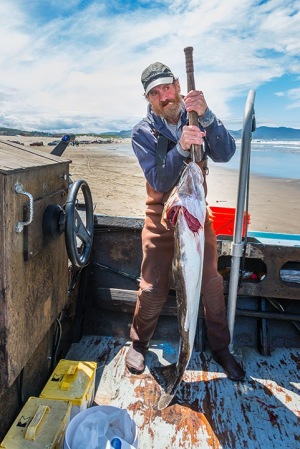 Dory-Fisherman-Catch-of-the-Day-Cape-Kiwanda-Oregon-c16