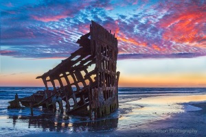 Wreck-of-the-Peter-Iredale-after-Sunset-c88