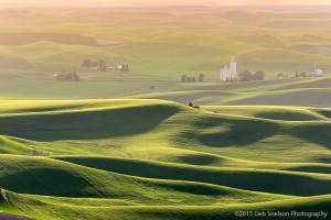 Steptoe-Butte-Sunset-Granary-and-blanket-hills-Colfax-Whitman-County-Washington-Palouse