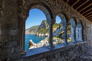 Cliff-View-from-San-Pietro-Church-in-Porto-Venere-Italy