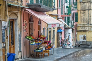 Co-op-in-the-Centuries-old-village-of-Riomaggiore-one-of-the-villages-of-Cinque-Terre-Italy