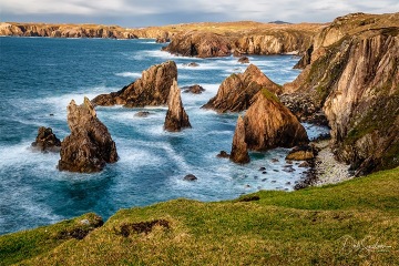 Mungurstadh-Sea-Stacks-off-Isle-of-Lewis-Scotland