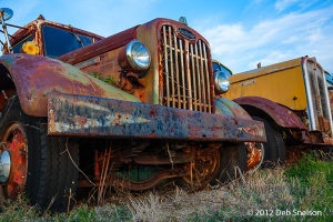 Truck-Graveyard-Autocar
