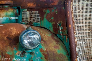 Truck-Graveyard-peeling-paint-and-rust-4