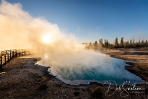 Black-Pool-West-Thumb-Yellowstone-National-Park-Sunrise