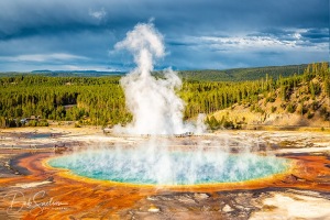 Grand-Prismatic-Spring-Yellowstone-National-Park